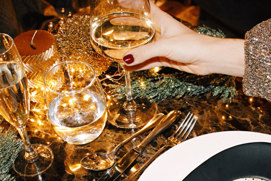 Cena de Nochebuena en Gran Vía como plan para saber qué hacer en Gran Vía en Navidad