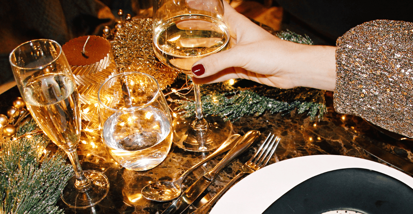 Cena de Nochebuena en Gran Vía como plan para saber qué hacer en Gran Vía en Navidad